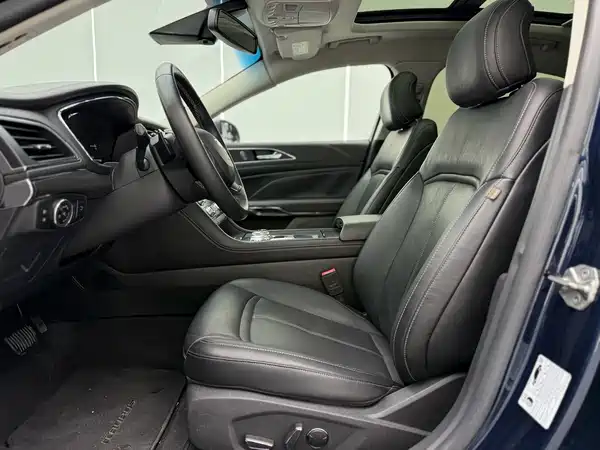Ford Taurus 2016