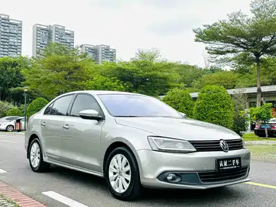Volkswagen Sagitar 2014