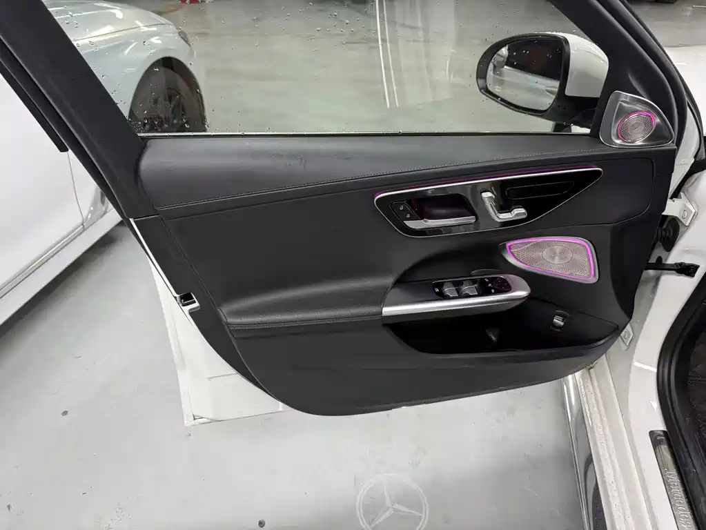 Mercedes-Benz C-Class 2022