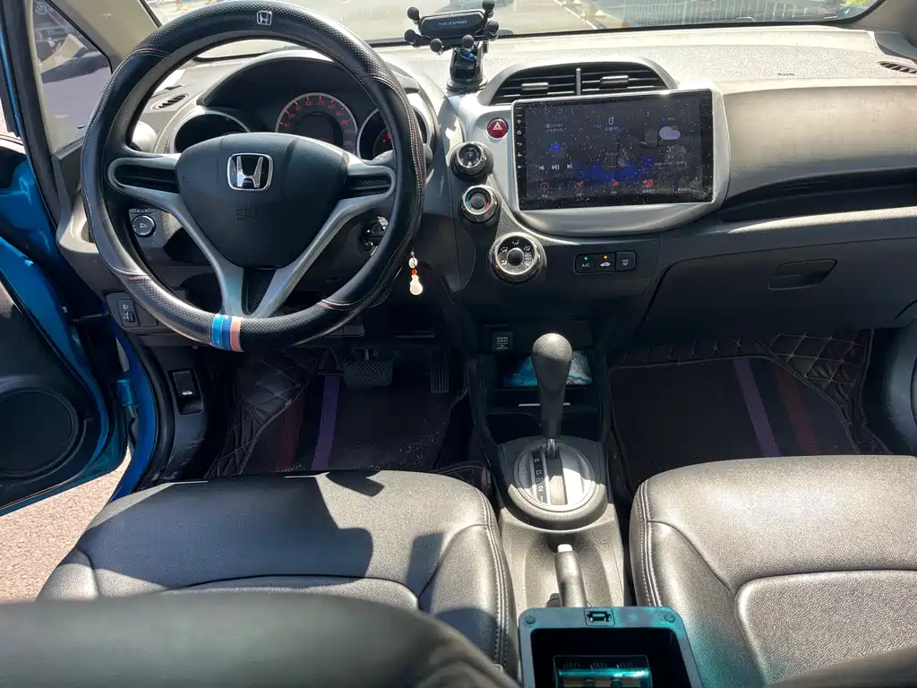 Honda Fit 2012 — фото 8