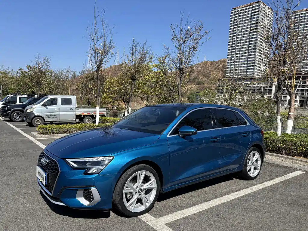 Audi A3 2021 — фото 1