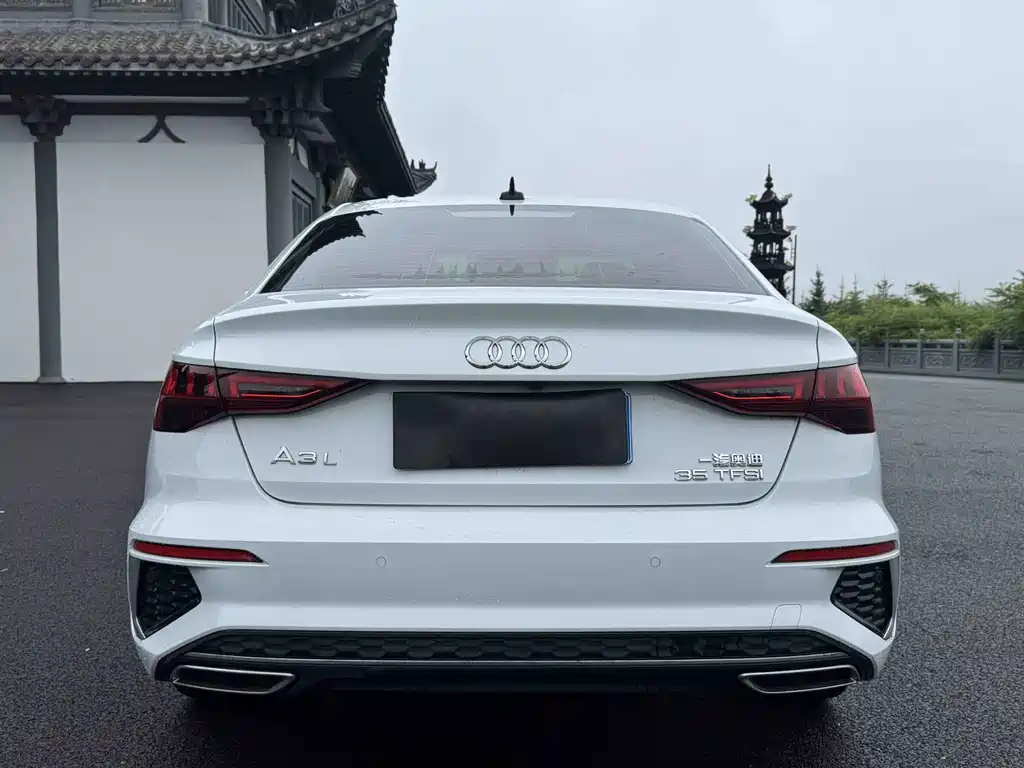 Audi A3 2022 — фото 5