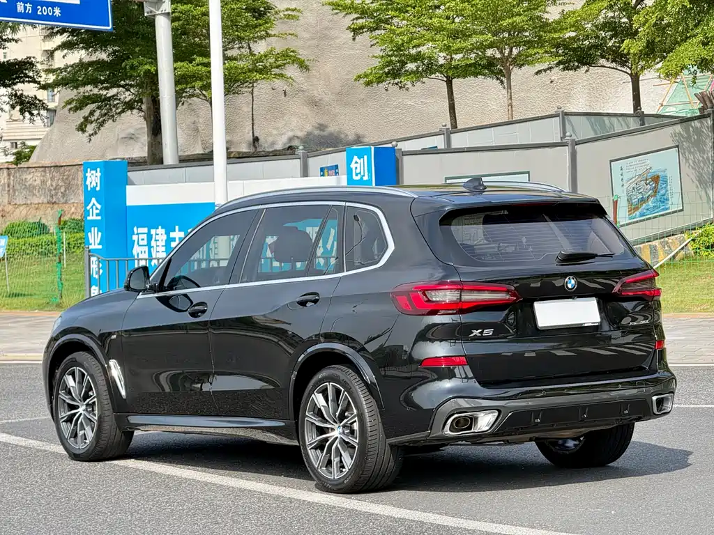 BMW X5 2023 — фото 4