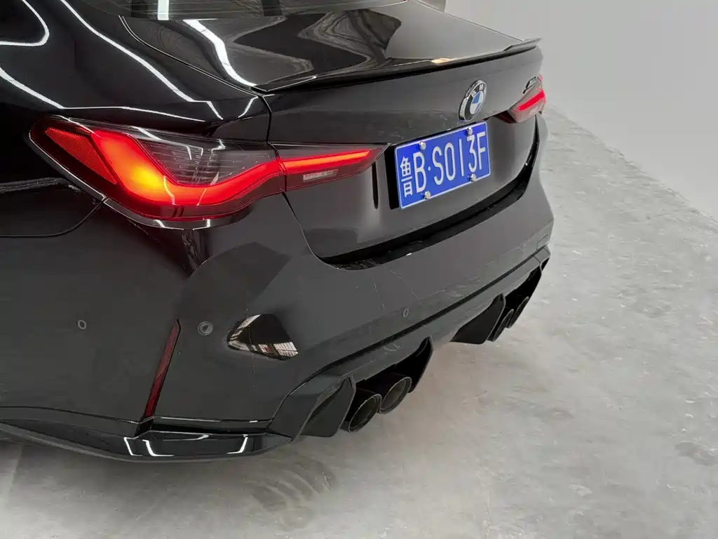 BMW M4 2023 — фото 11
