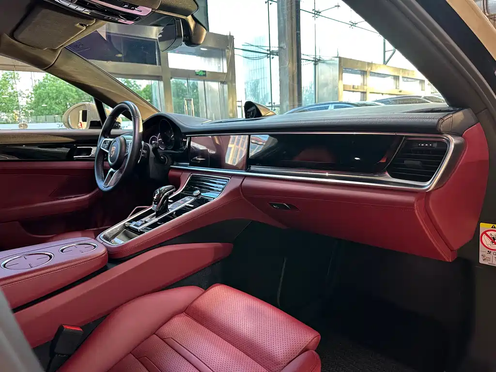 Porsche Panamera 2020 — фото 10