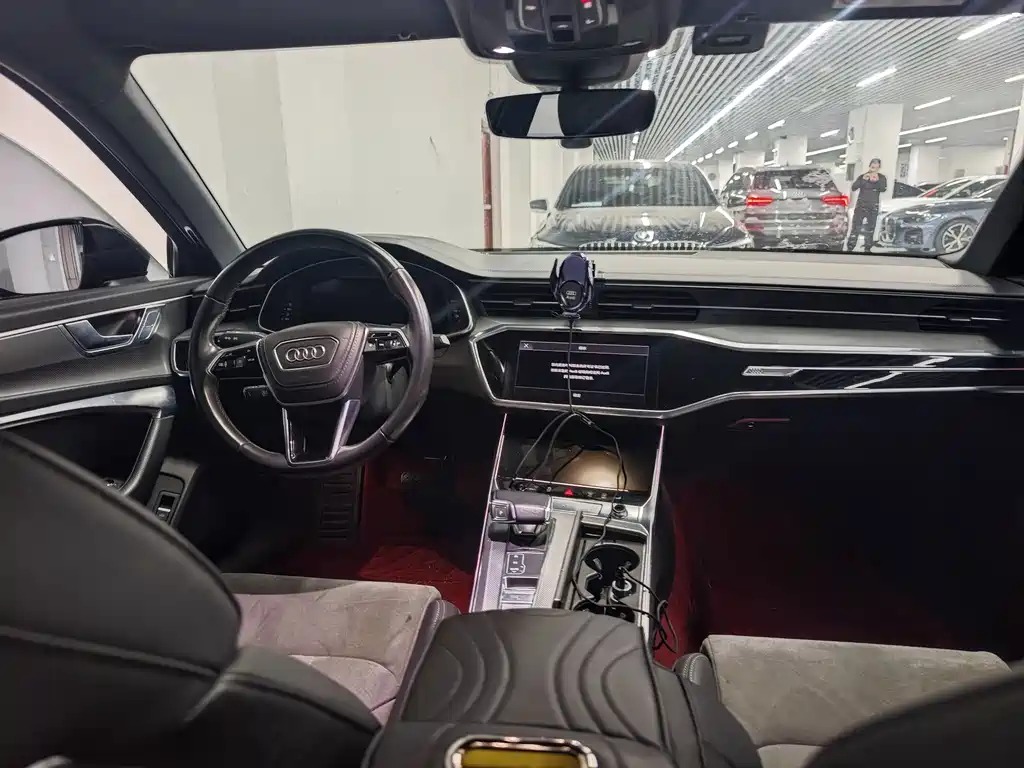 Audi A6L 2023