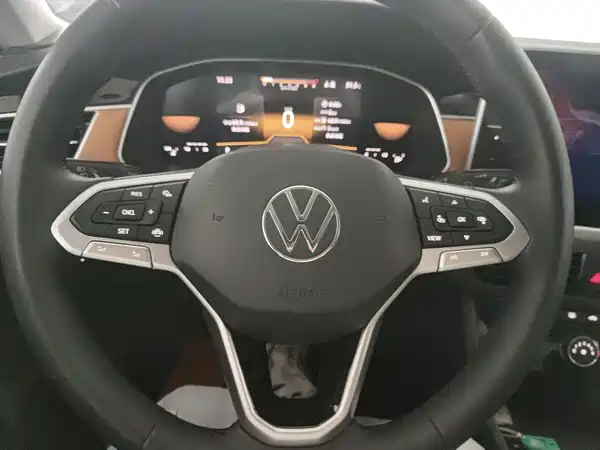 Volkswagen Bora 2024