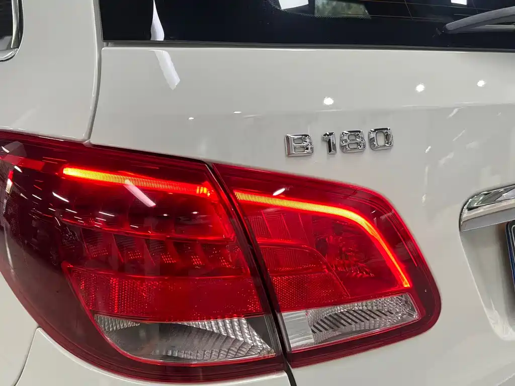 Mercedes-Benz B-Class 2016