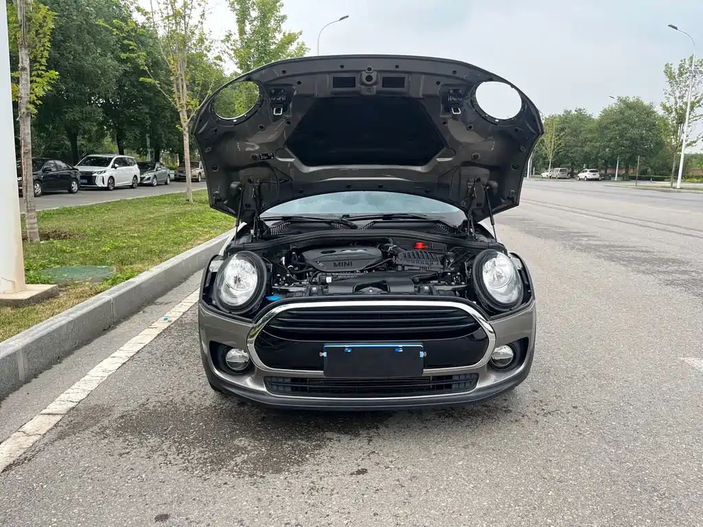 MINI Clubman 2019 — фото 17