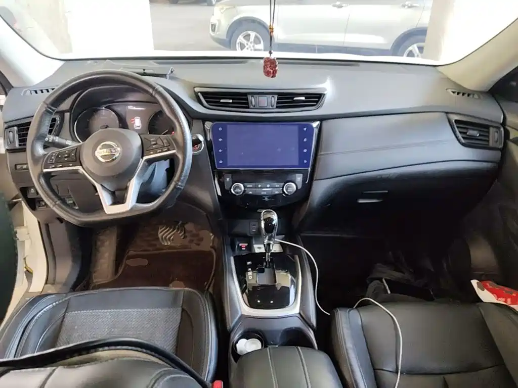 Nissan X-Trail 2020 — фото 10