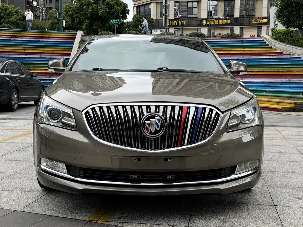Buick LaCrosse 2016 — фото 2