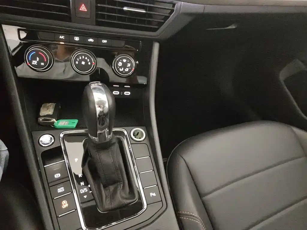 Volkswagen Bora 2024