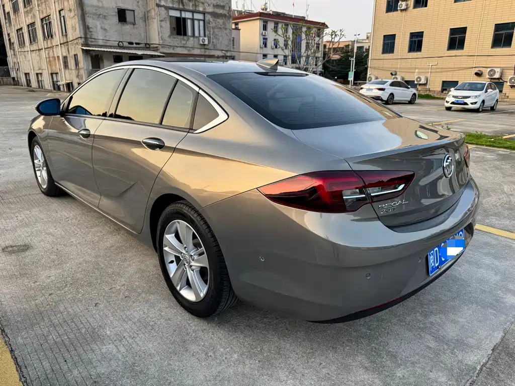 Buick Regal 2019 — фото 4