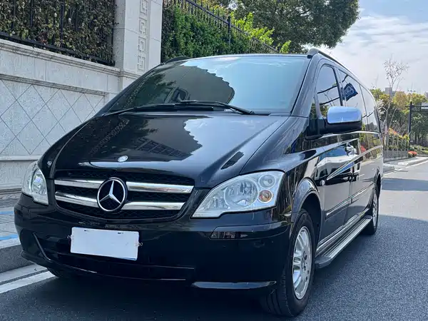Mercedes-Benz Vito 2013