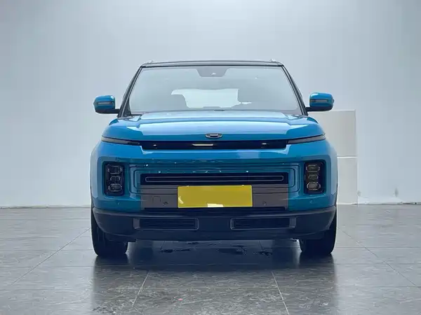 Geely ICON 2020