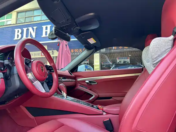 Porsche 718 2024