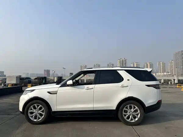 Land Rover Discovery 2017