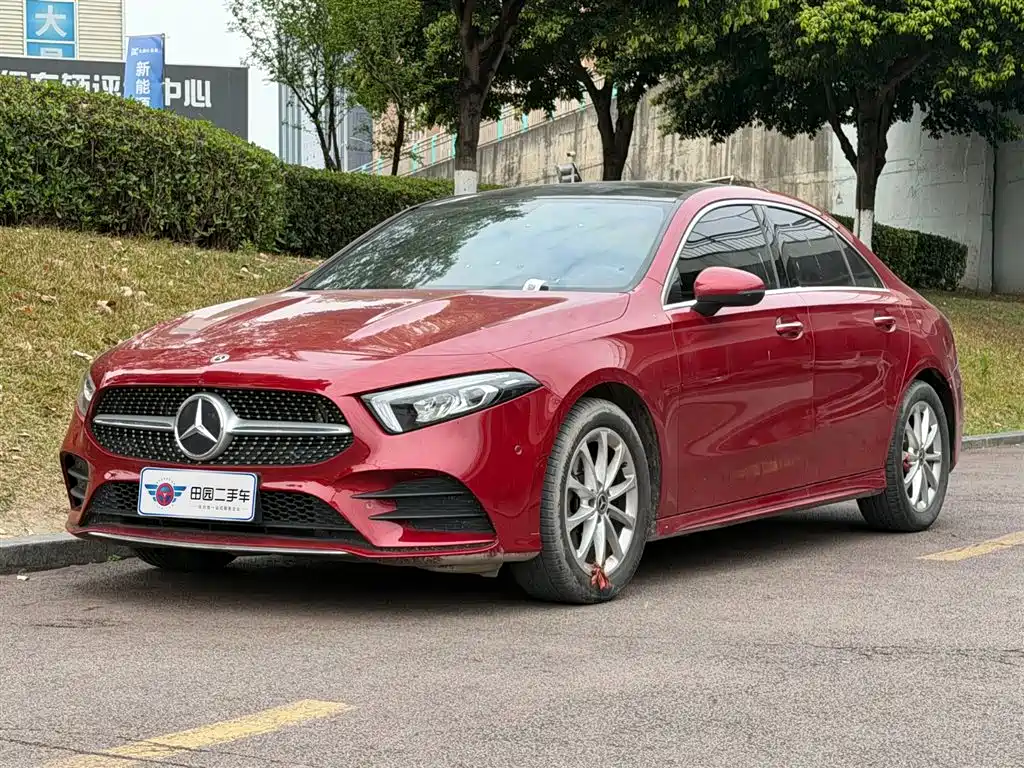 Mercedes-Benz A-Class 2022 — фото 1