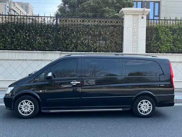 Mercedes-Benz Vito 2013
