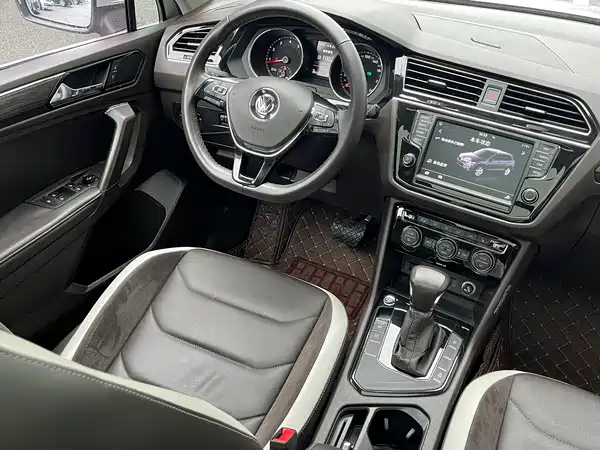 Volkswagen Tiguan L 2018