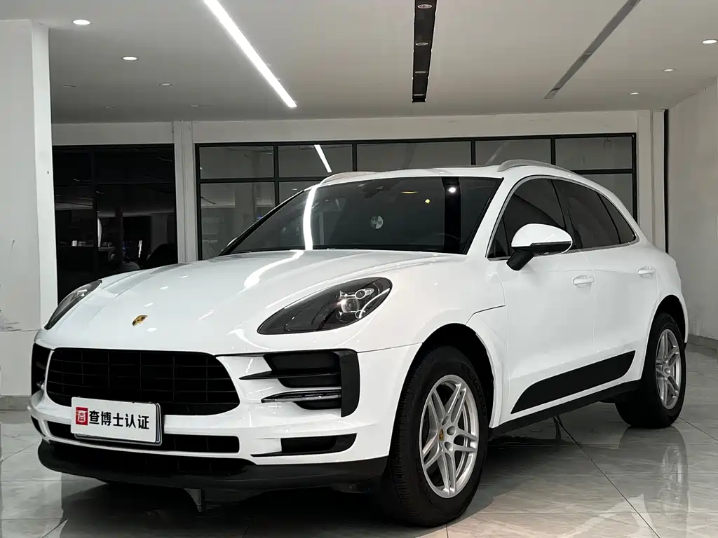 Porsche Macan 2021 — фото 1