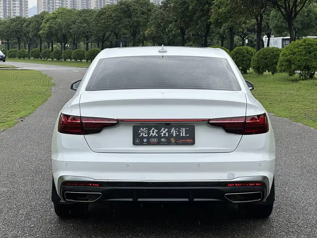 Audi A4L 2022