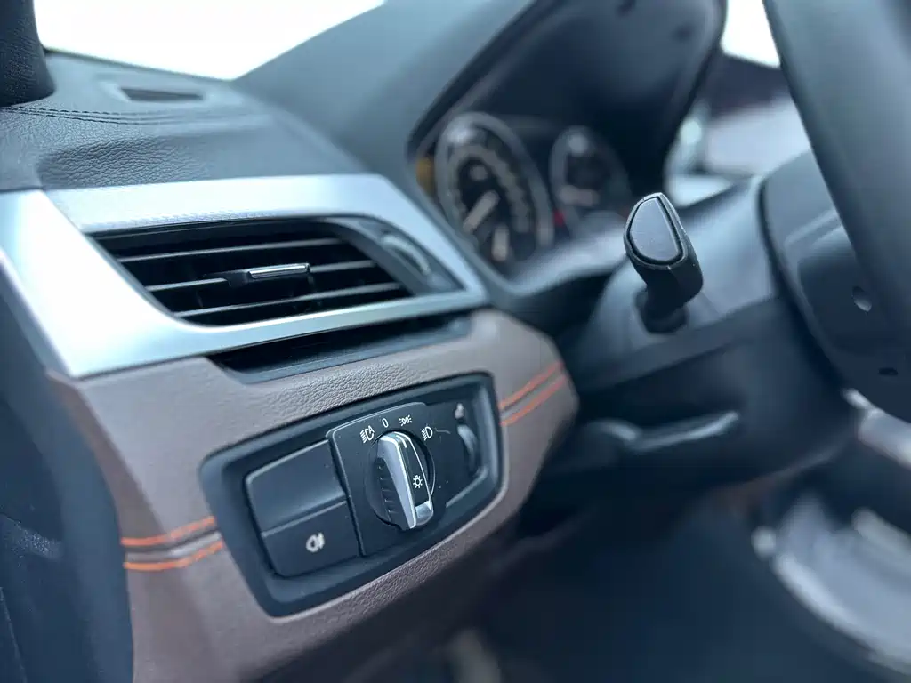 BMW X2 2021 — фото 16