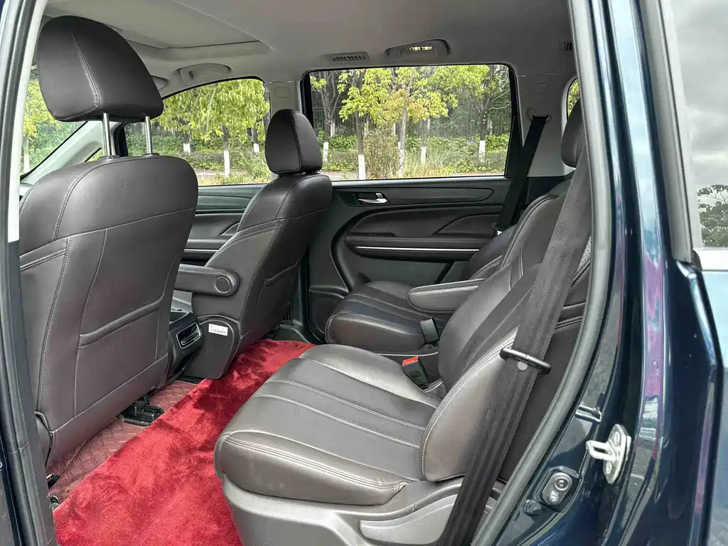 GAC Motor Trumpchi M6 2019 — фото 12