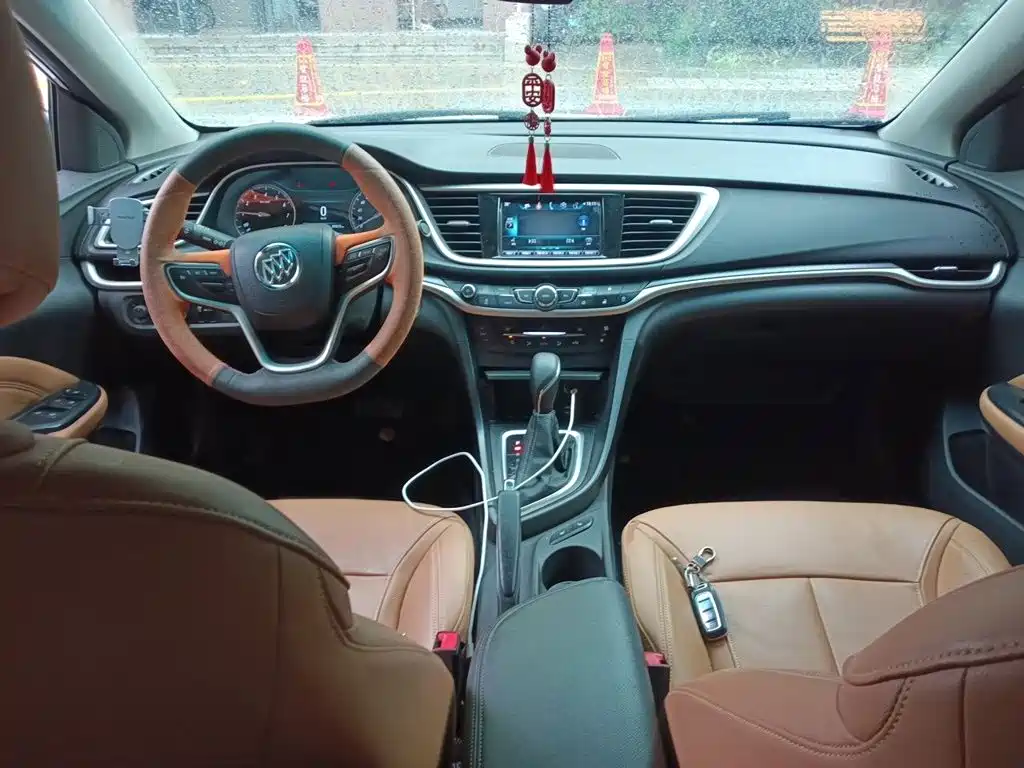 Buick Excelle 2018 — фото 13