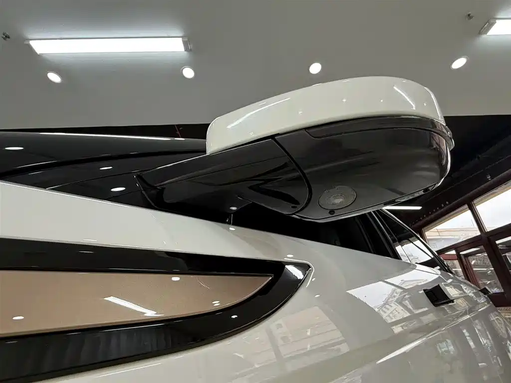 Land Rover Evoque 2020 — фото 14