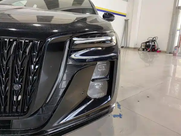 Hongqi H5 2025