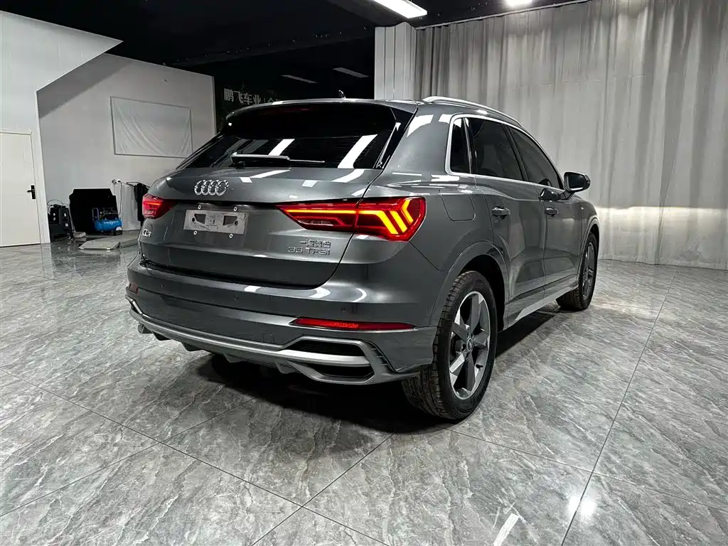 Audi Q3 2023 — фото 6
