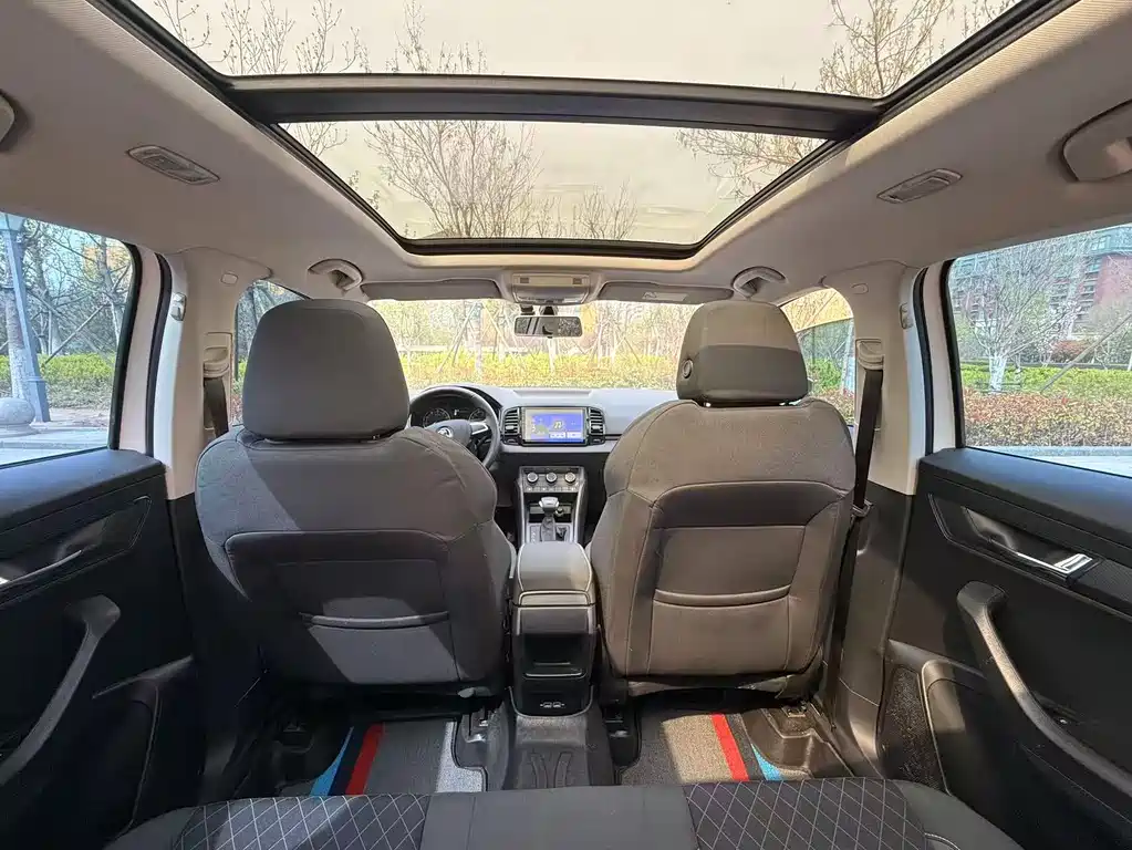 Skoda Karoq 2019 — фото 14