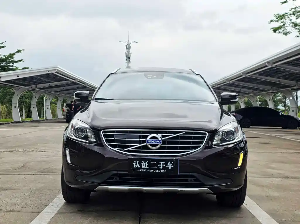 Volvo XC60 2017 — фото 3