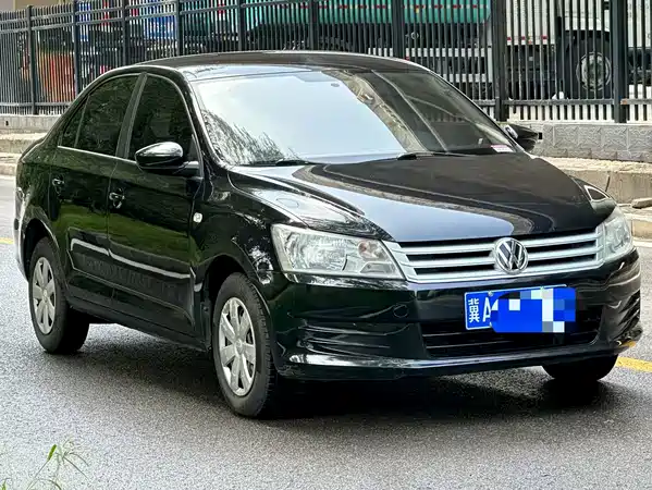 Volkswagen Santana 2014