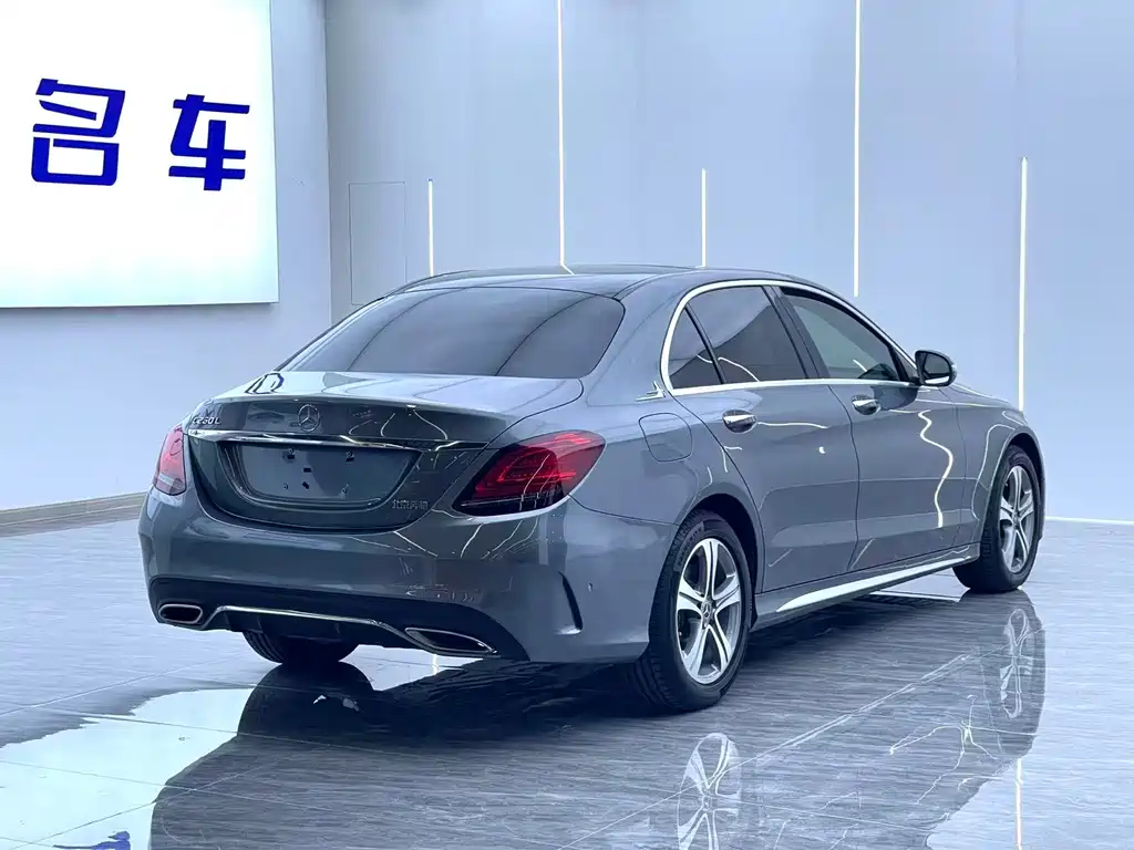 Mercedes-Benz C-Class 2019 — фото 13