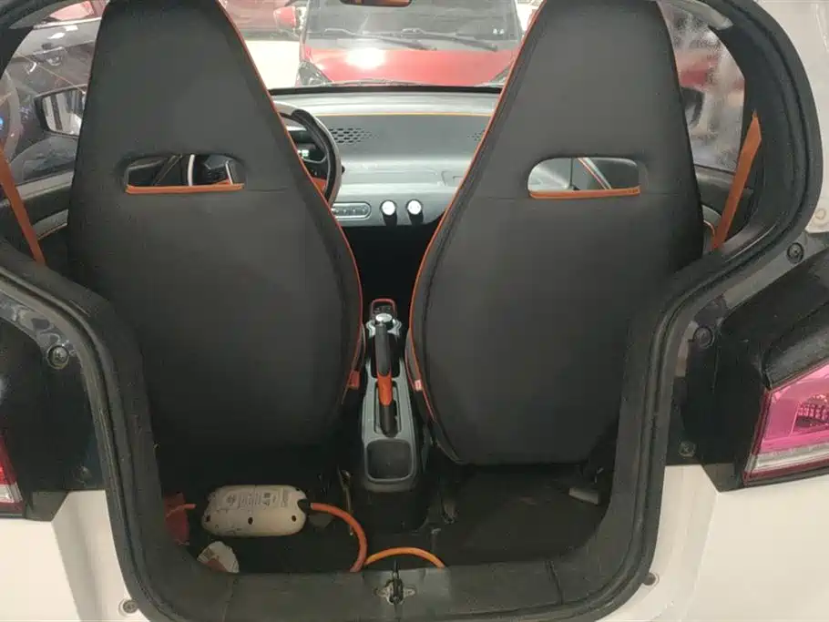 Baojun E100 2019