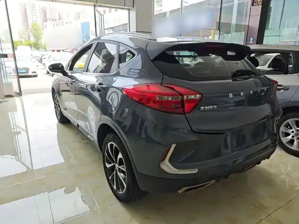 Geely Emgrand GS 2019
