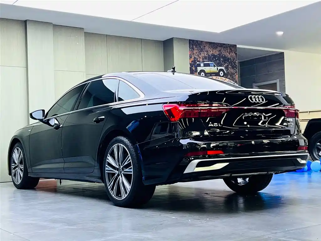 Audi A6L 2025