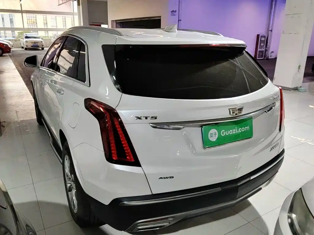 Cadillac XT5 2020 — фото 5