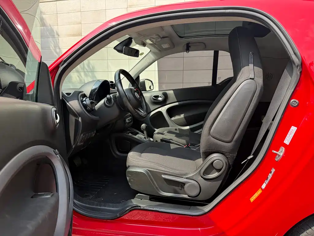 smart Fortwo 2017 — фото 8