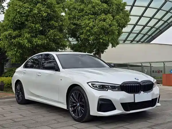 BMW 3 Series 2021