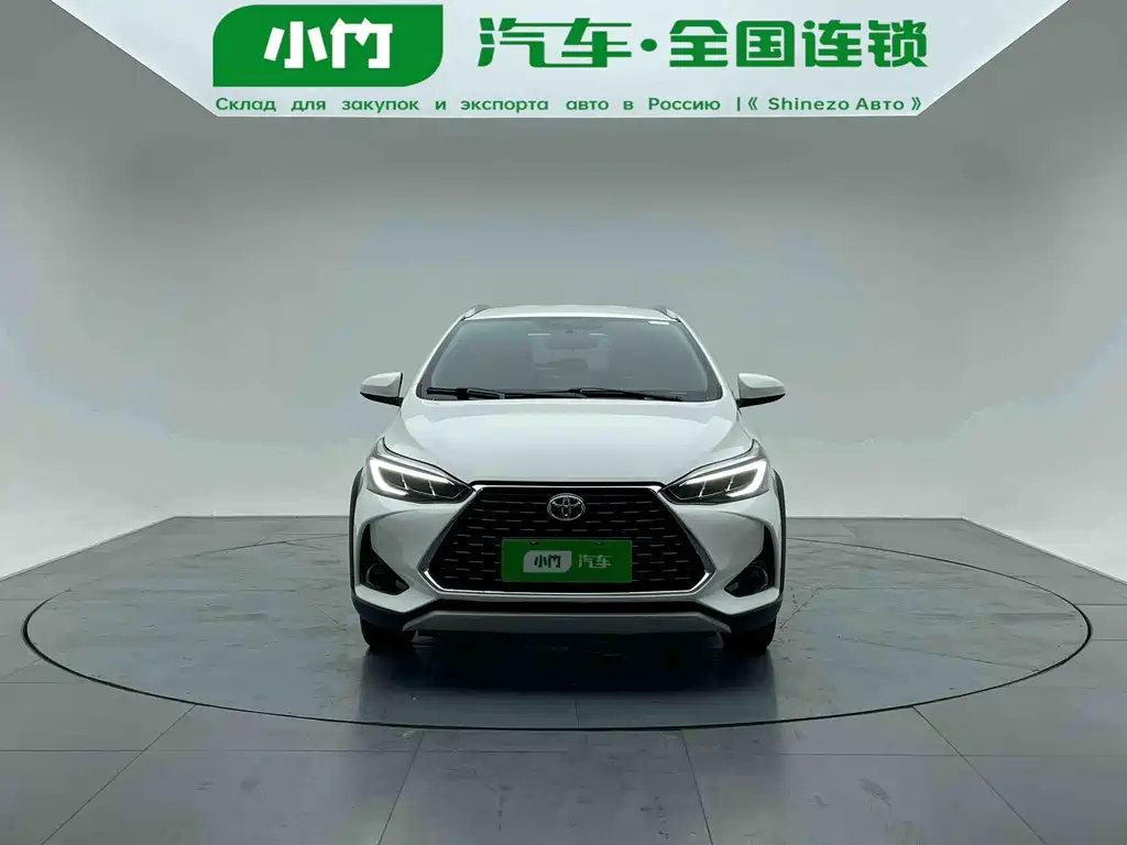 Toyota Yaris L 2022 — фото 2