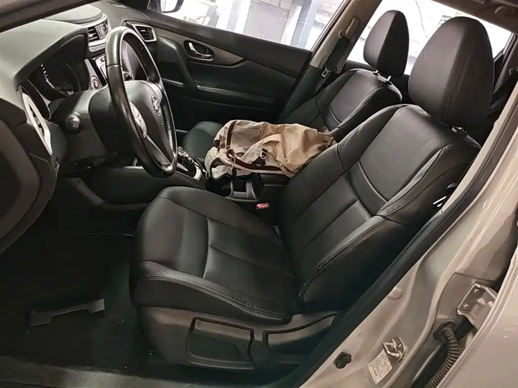 Nissan X-Trail 2015 — фото 11