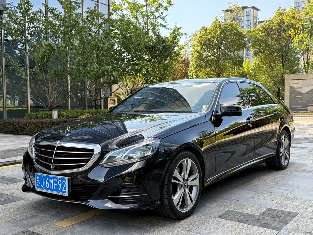 Mercedes-Benz E-Class 2015