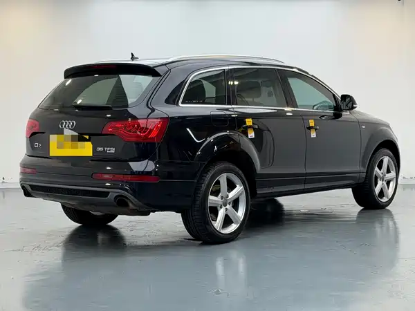 Audi Q7 2013