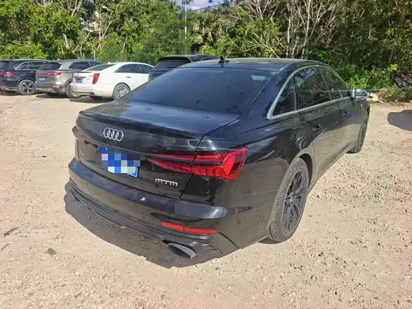 Audi A6L 2021