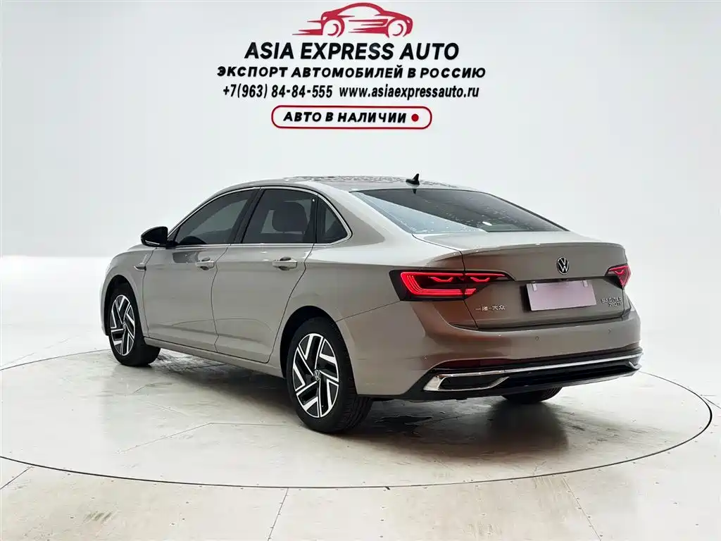 Volkswagen Sagitar 2022