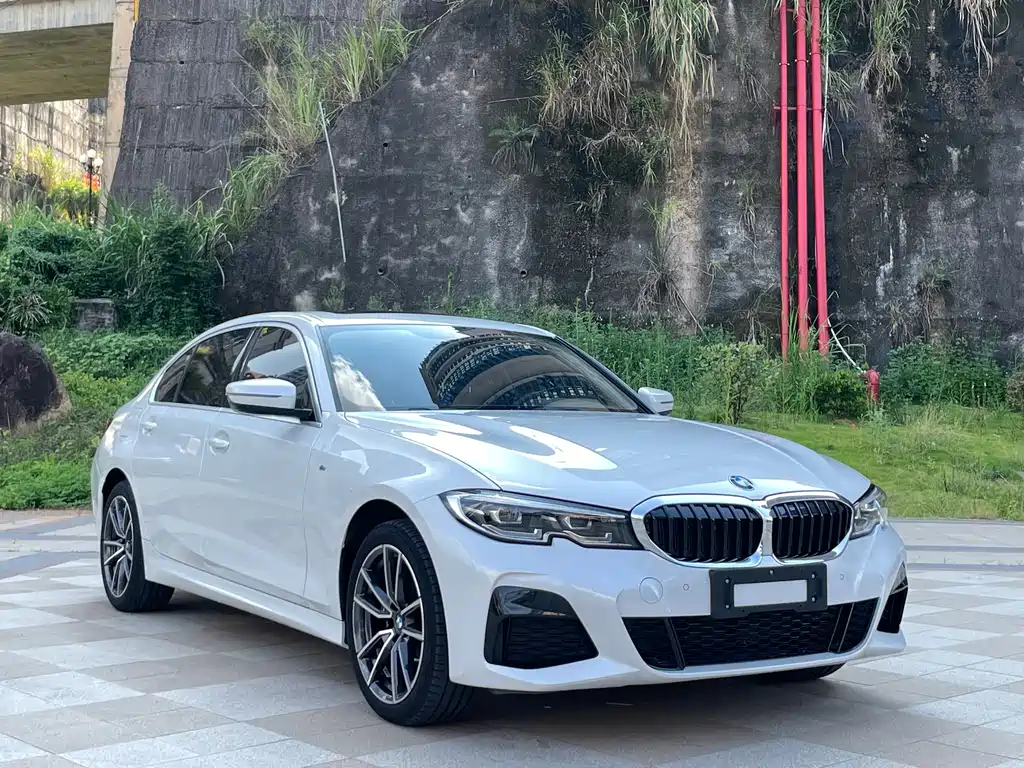 BMW 3 Series 2022