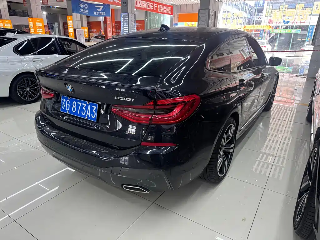 BMW 6 Series GT 2023 — фото 12